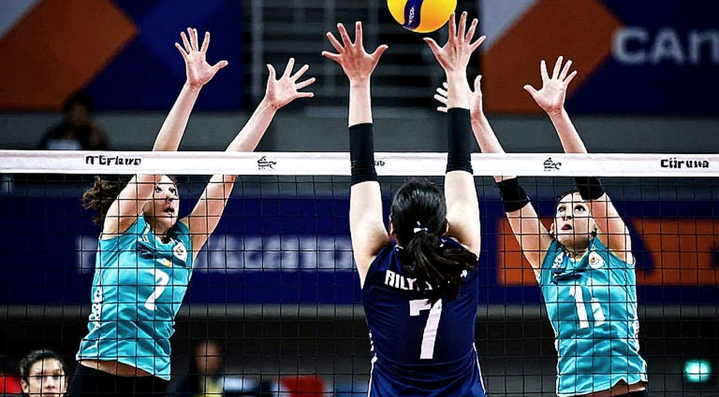 Bixente Lizarazu: Vết sẹo của một thế hệ vàng và cơ thể không chịu già