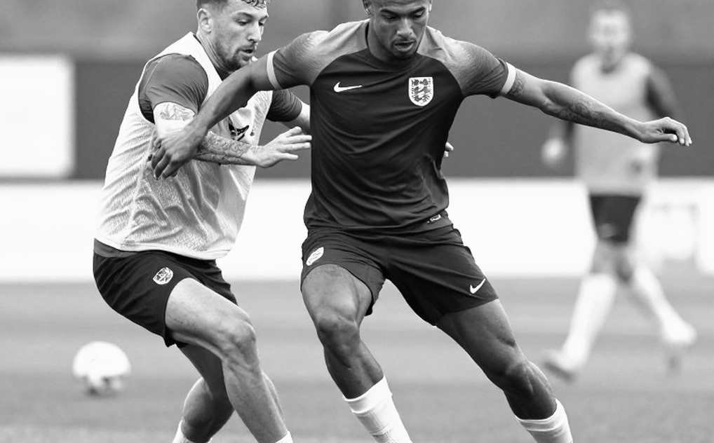 Zion Suzuki tại Aston Villa: 495 phút dữ liệu và khoảng trống chưa được lấp đầy