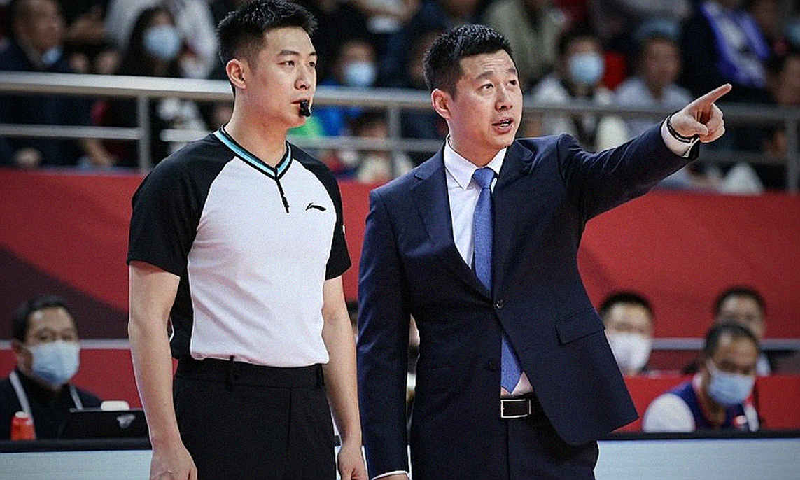 Hiệp bốn 32-9 tại Roanne: Paris thắng bằng cơ chế, ASVEL thắng bằng bản lĩnh