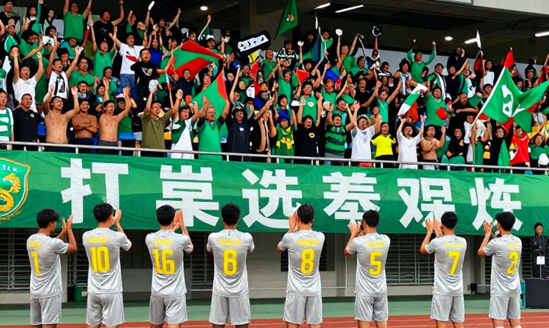 U16 Việt Nam thua Úc 2-4: Ba lần mất bóng, bốn bàn thua, và một tờ hóa đơn chưa ai trả