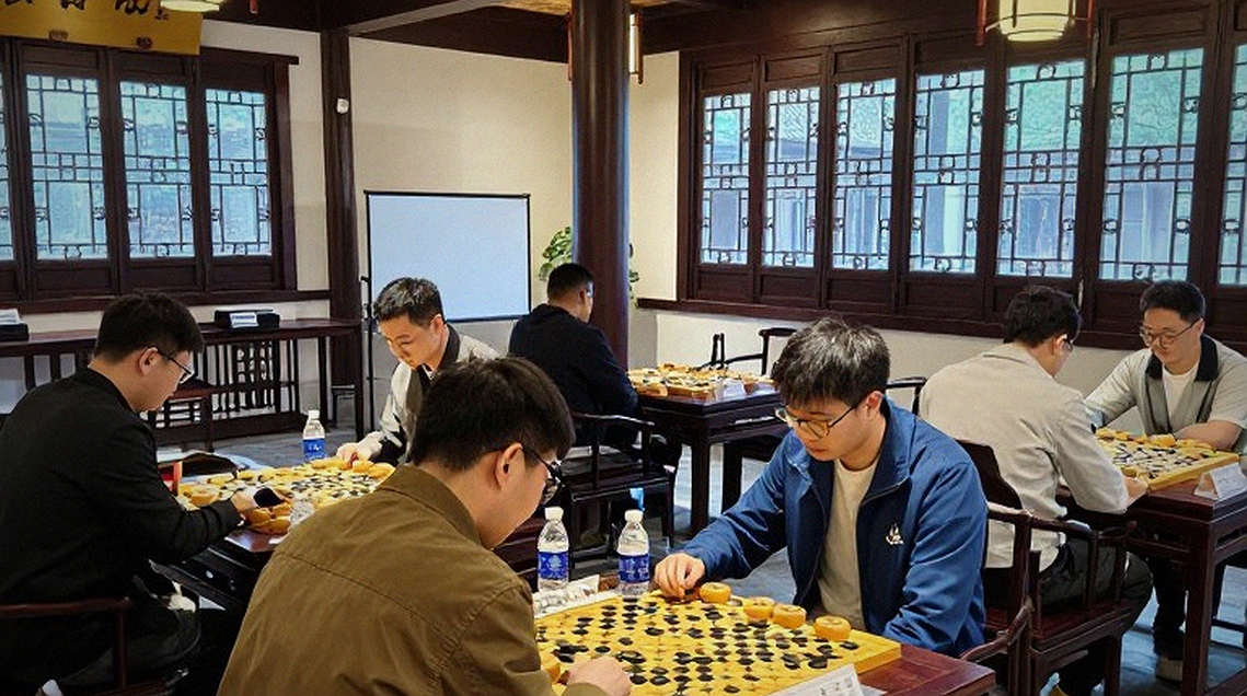 Giải cờ vua Tech Mahindra Global Chess League mùa thứ tư: Magnus Carlsen trở lại, nhưng lịch trình dày đặc trước Olympiad Giải cờ vua Tech Mahindra Global Chess League mùa thứ tư: Magnus Carlsen trở lại, nhưng lịch trình dày đặc trước Olympiad