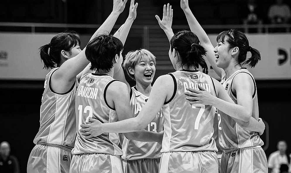 Coach Kim Sang Sik returns to South Korea after father's death, Vietnam team faces challenges ahead of ASEAN Cup 2026 Coach Kim Sang Sik returns to South Korea after father's death, Vietnam team faces challenges ahead of ASEAN Cup 2026