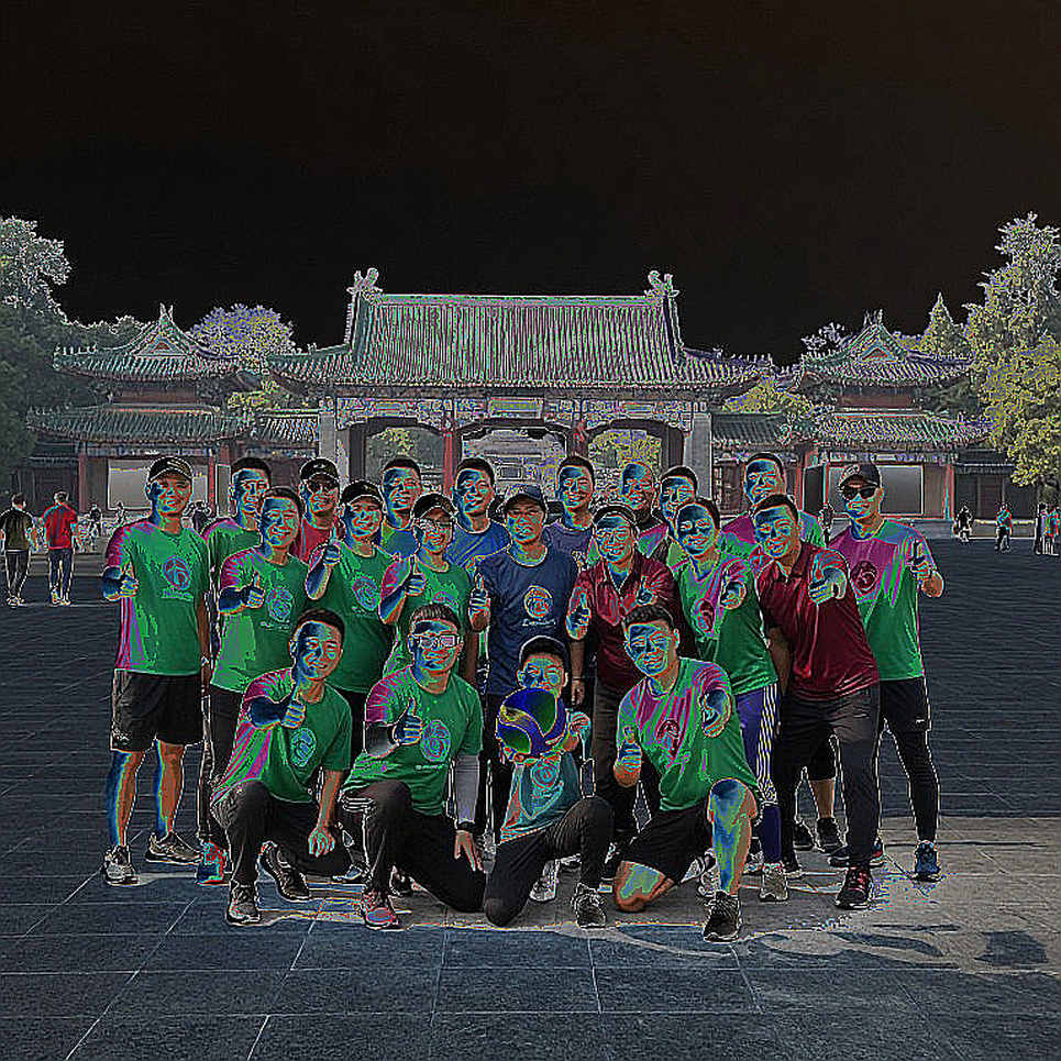 Bản tin trống giữa kỳ chuyển nhượng: khi phòng thay đồ không gửi tín hiệu nào