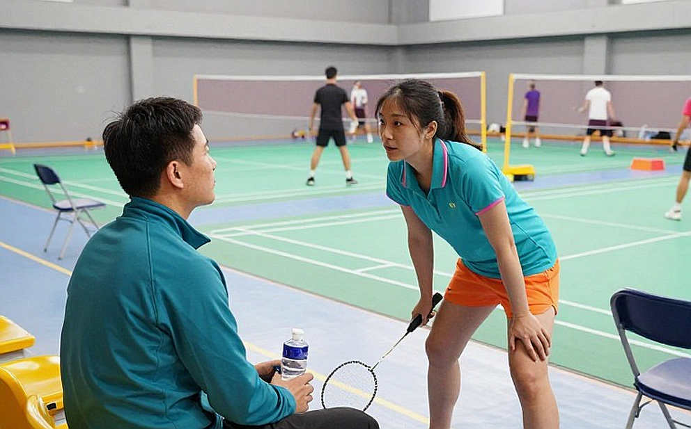 Ashmita Chaliha chất vấn BWF: Khi sân cầu lông mù mịt khói, liệu có hai chuẩn mực?